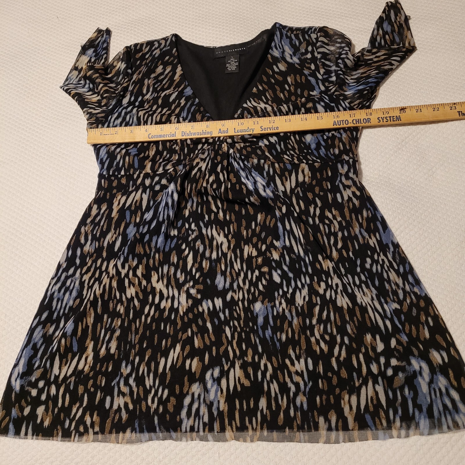 Grace Elements White Dark Blue Splatter Design V … - image 5