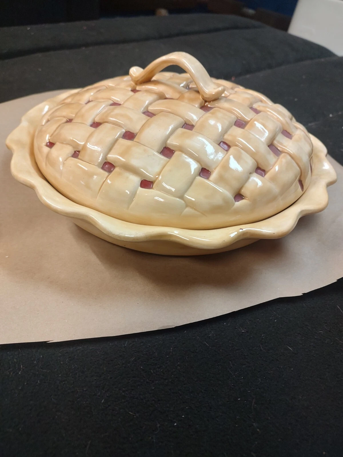Covered pie plates