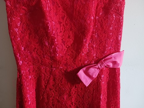 VTG Red Lace Long Formal Dress 60s Gown Pink Lining Valentine Holiday Beautiful! - Picture 3 of 11