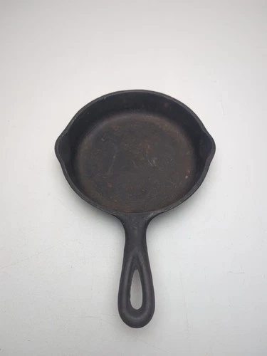 Vintage Wagner Ware Sidney -O- 1053J 6" No. 3 Cast Iron Skillet