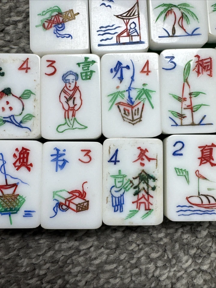 21 Vintage Mah Jong Replacement Tiles Hand-Painted Details and Catalin Design - Image 4 of 4
