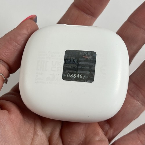 JBL Wave 300 TWS Weiß In-Ear Noise Cancelling Ladecase NUR (11) - Bild 10 von 10