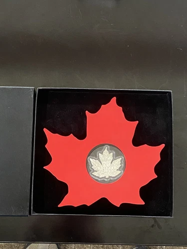 2015 Royal Canadian Mint 20 Dollars 1 oz Fine Silver Coin Canada Maple Leaf