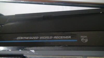 Radio Portable Philips D2935 – Synthétiseur PLL – World Receiver – Fonctionne