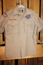 Boy Scouts Youth Shirt Medium Tan vented Poly Microfiber Sewn on patches