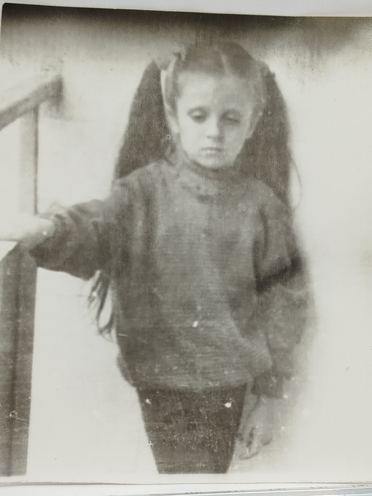 Vintage - Retro - Photo - Beautiful Girl - Child - 1960s - Black & White #56