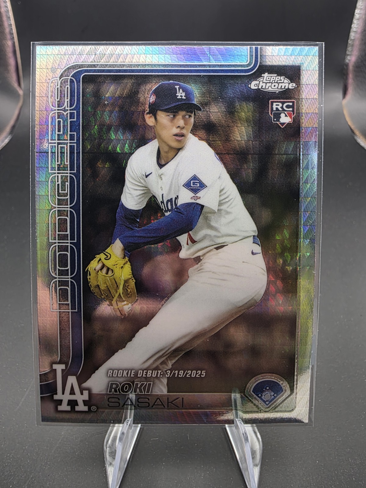 2025 TOPPS CHROME UPDATE ROKI SASAKI RC #USC73 PRISM REFRACTOR SP DODGERS