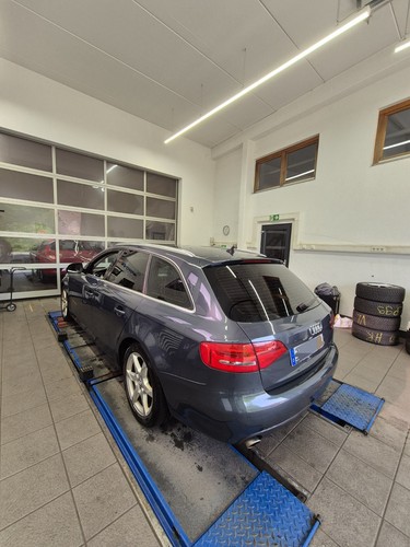 Audi A4 B8 3.0tdi Quattro - Bild 4 von 18