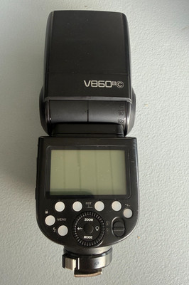 Godox VING V860IIIC TTL Li-Ion Flash Kit for Canon Cameras