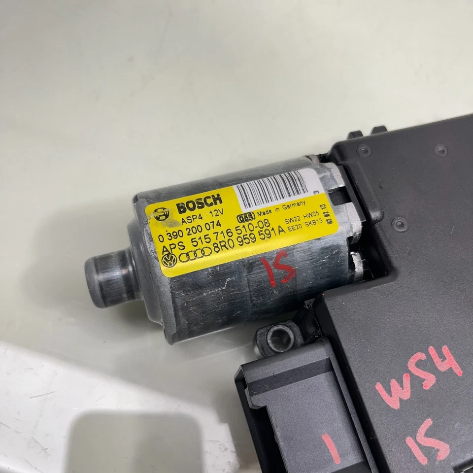 ✅ Actuador motor techo corredizo trasero Audi Q5 8R0959591A 2009-2017 OEM 0390200074 Foto 2 de 4