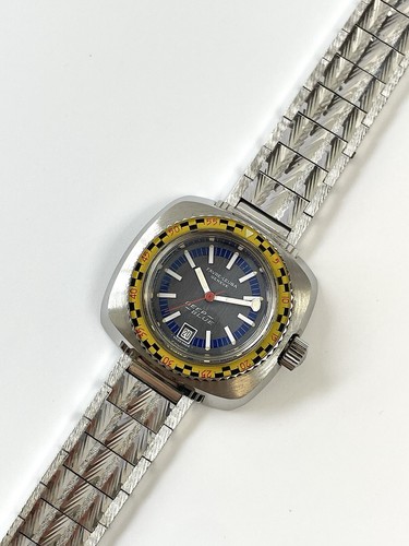 Favre Leuba Deep Blue Divers Watch - Picture 2 of 12