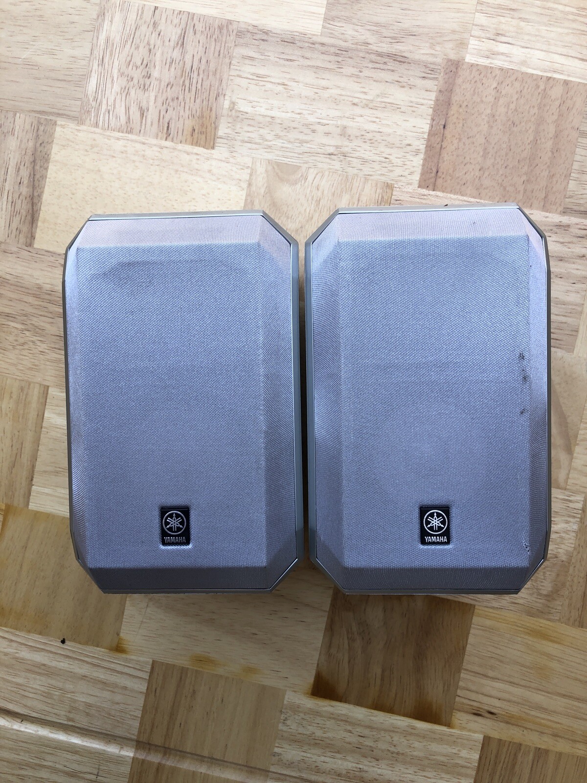 yamaha rear surround speakers