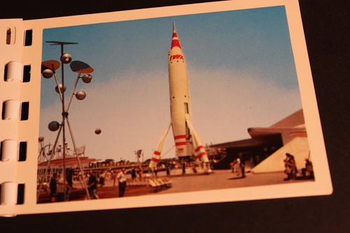 Disneyland 1955 Mini Spiral Bound Postcard PHOTOS Disney History Vault - Picture 9 of 13