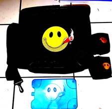CI Smiley Face 16-can Soft Sided Cooler Bag-2 KooziesW/  Ice Pack& Sholder Strap
