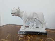 Estatua Loba Capitolina En Polvo De Mármol Blanco | La Escultura Del Lobo Romano