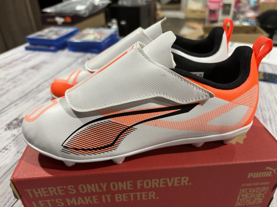 Nuevos Clears de Fútbol Puma para Niños Talla 3.5 Blanco Naranja Ultra 5 Play Foto 4 de 4