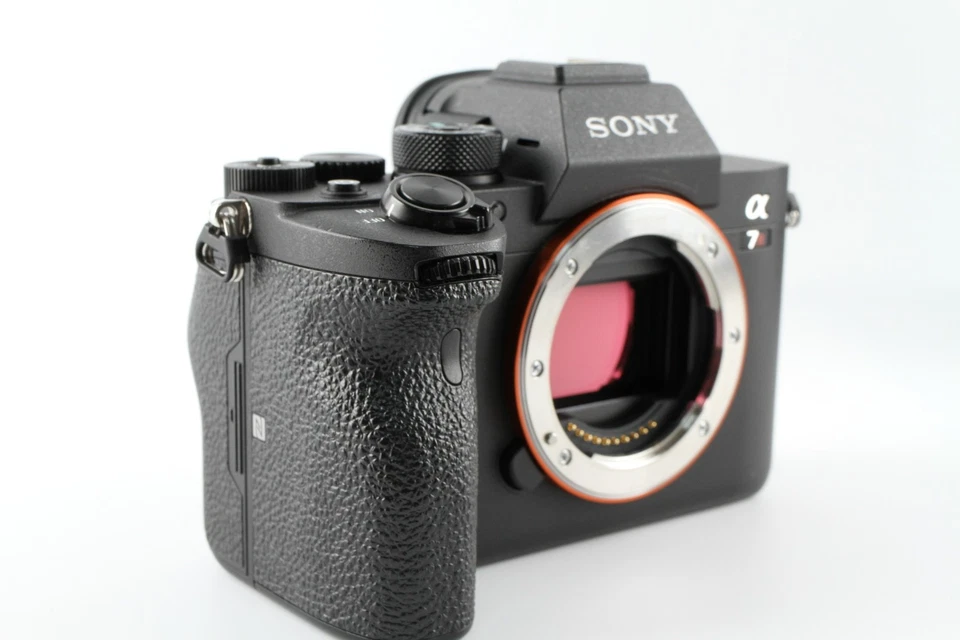 [Almost Mint] Sony A7R IV ILCE-7RM4 (Shutter count 37755) From Japan #800A - Image 3 of 4
