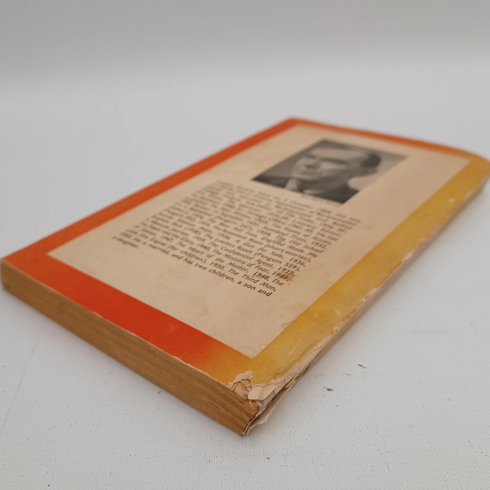 Graham Greene 8 Book Bundle Lot Vintage UK Penguin Paperback - Image 3 of 4