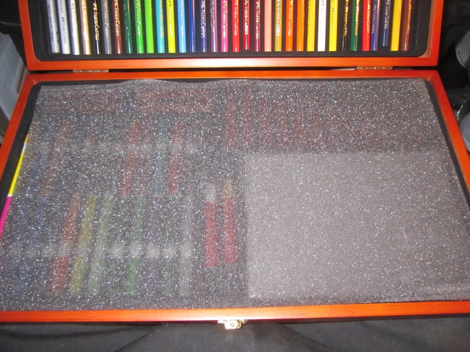 NUEVO JUEGO DE LÁPICES DE COLORES FABER-CASTELL CON ROTULADORES Y PASTELES AL ÓLEO EN LA CAJA DE MADERA Foto 4 de 4