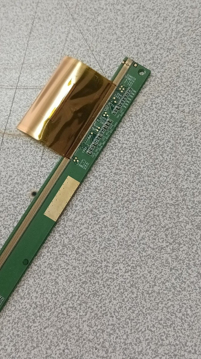 Carte PCB TCON Pour Téléviseur 17" - Bande TCON Left FHD320SL4LV0.1 - Occasion Fonctionnelle - Garantie 1 An