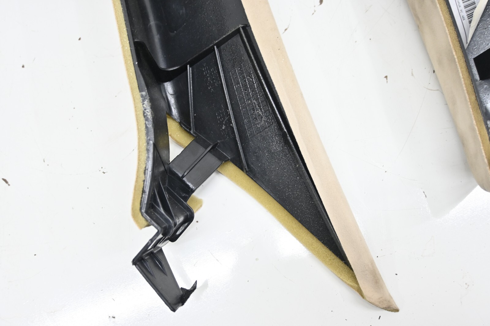 ⭐ 14-20 Maserati Ghibli Quatt Front Windshield A Pillar Cover Trim Panel Set Oem
