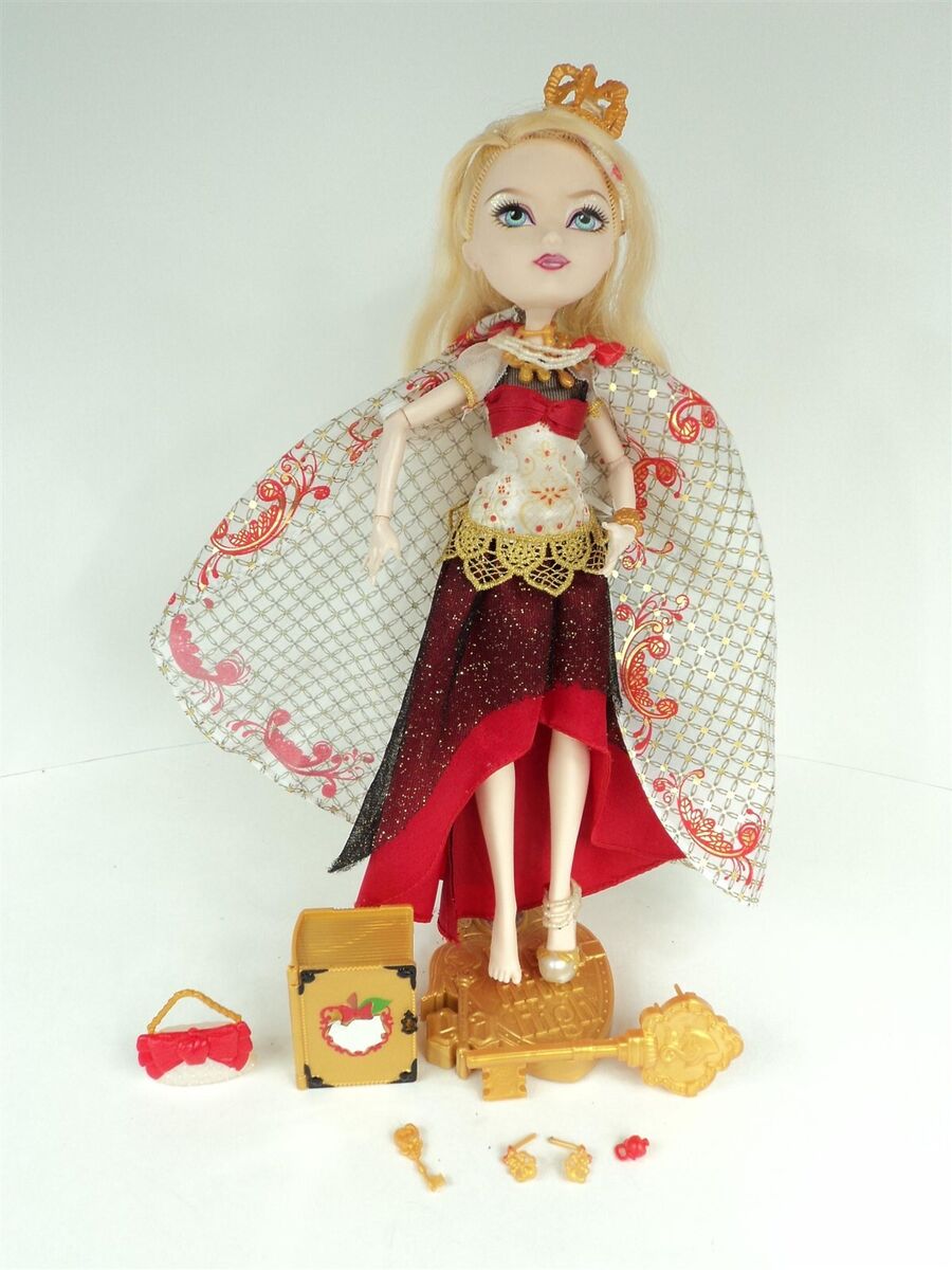 Boneca Ever After High Apple White Legacy Day