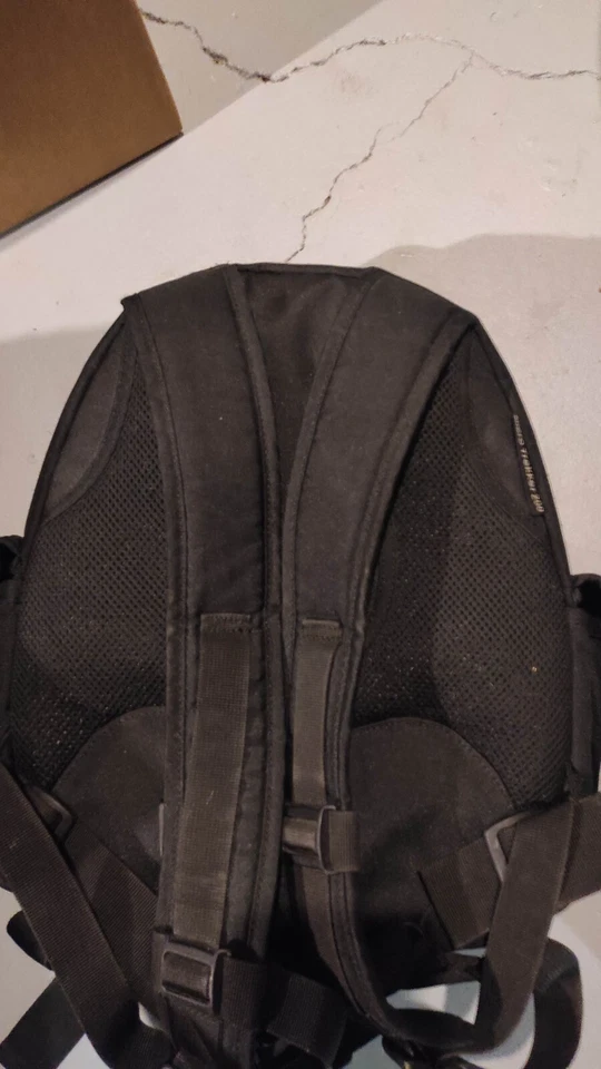 Lowepro Micro Trekker 200 All Weather Camera Bag Backpack / Professional Gear - Image 2 of 3