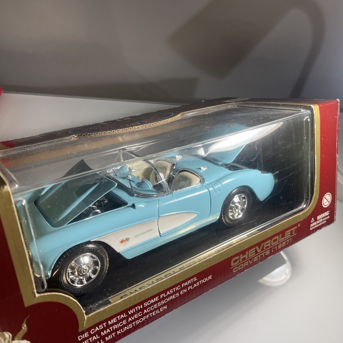 【激レア】CHEVROLET CORVETTE1957☆1:18 1/18 Road Signature 1957 Chevrolet Corvette Convertible
