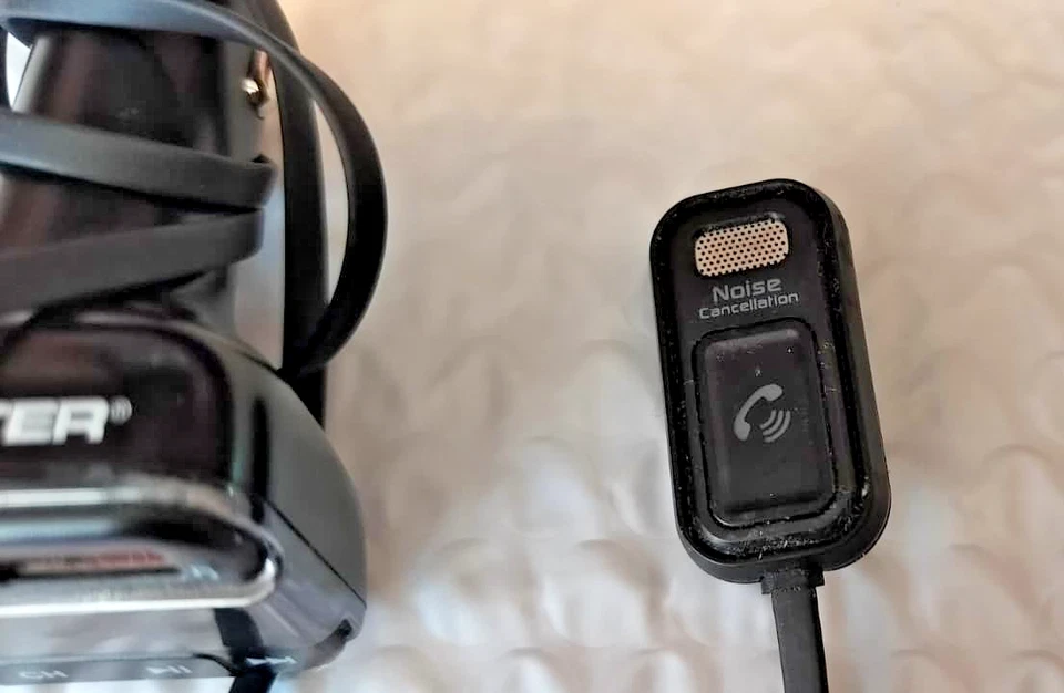 Monster Transmisor FM Bluetooth con Carga USB de 3.4 AMP y Micrófono Externo PROBADO Foto 3 de 4