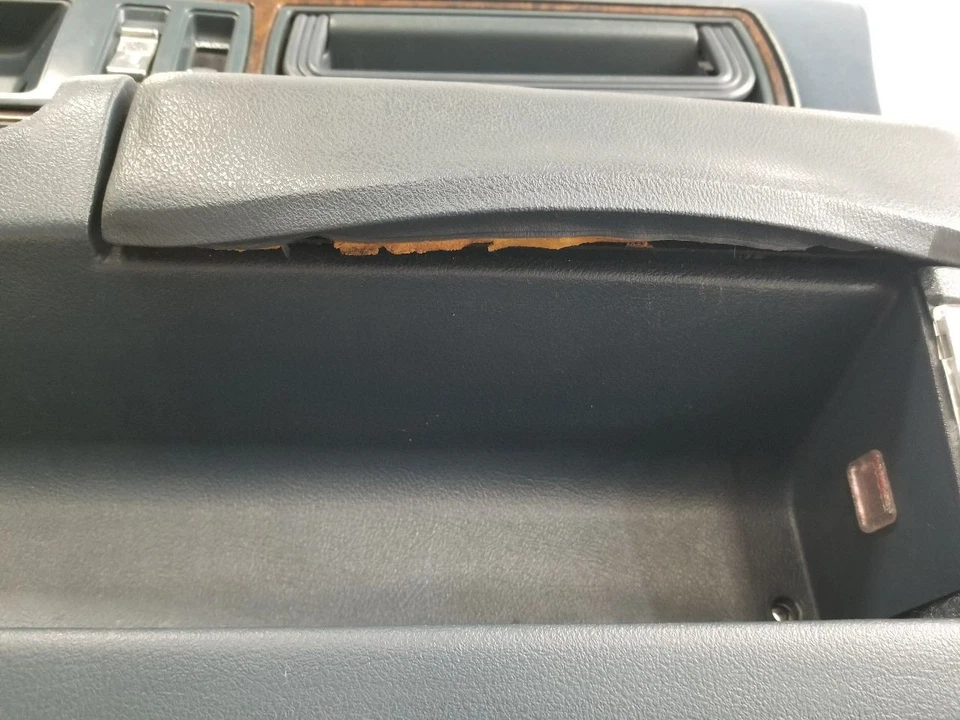 93 1993 BUICK ROADMASTER DOOR TRIM PANEL REAR LEFT DRIVER BLUE  Foto 4 de 4