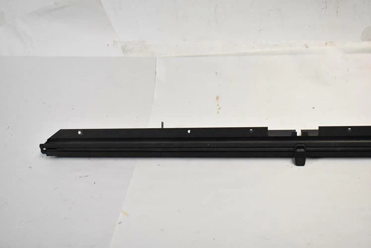 2007-2015 AUDI Q7 - REAR Window Sunshade / SUN Shade 4L0861325 - Image 3 of 4