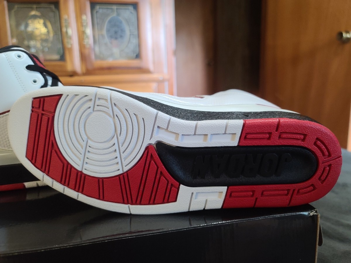 AIR JORDAN 2 RETRO QF CHICAGO 2010 WHITE/BLACK-VARSITY RED
