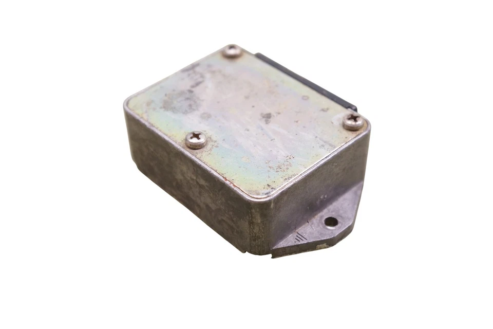 杜卡迪 750 Sport SS GT 斜角圆形外壳整流器调节器 12v 34 41 13 *RG27 — 第 4/4 张图片