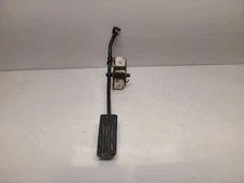 2001 Honda Accord (2.3L / MT) Accelerator Pedal - Cable Driven