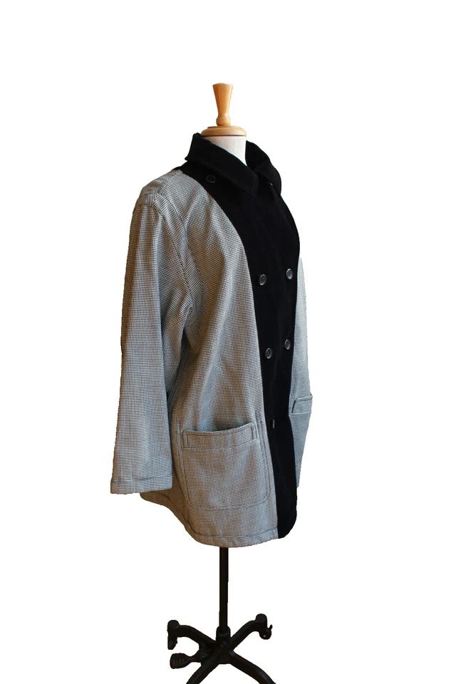 Vintage 80's Apriori Wool Blend Reversable Houndstooth Black Velvet DB Coat 12 - Image 4 of 4