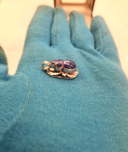 Handcrafted Silver Alloy Scarab with Stone Pendant, 4.66 g - Picture 8 of 13