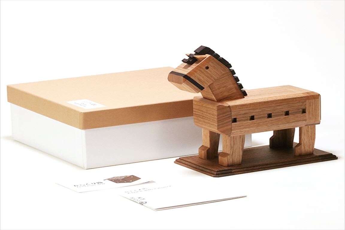 ツヨシ Yosegi zaiku oldiers and the Trojan Horse Karakuri gimmick Puzzle