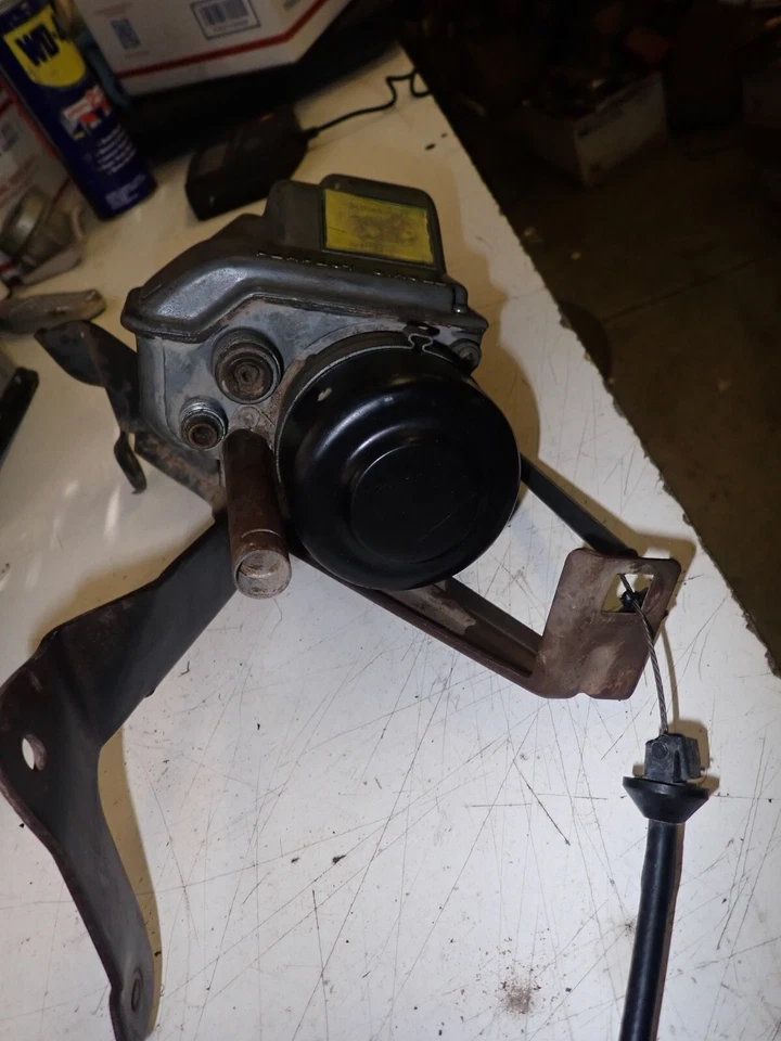 1967 1968 Oldsmobile Cruise Control Unit GM # 400371 - Image 4 of 4