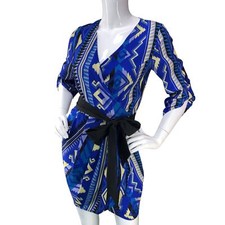 Yumi Kim Womens Size XS Wrap Dress Geometric V Neck Roll Tab Sleeve Blue