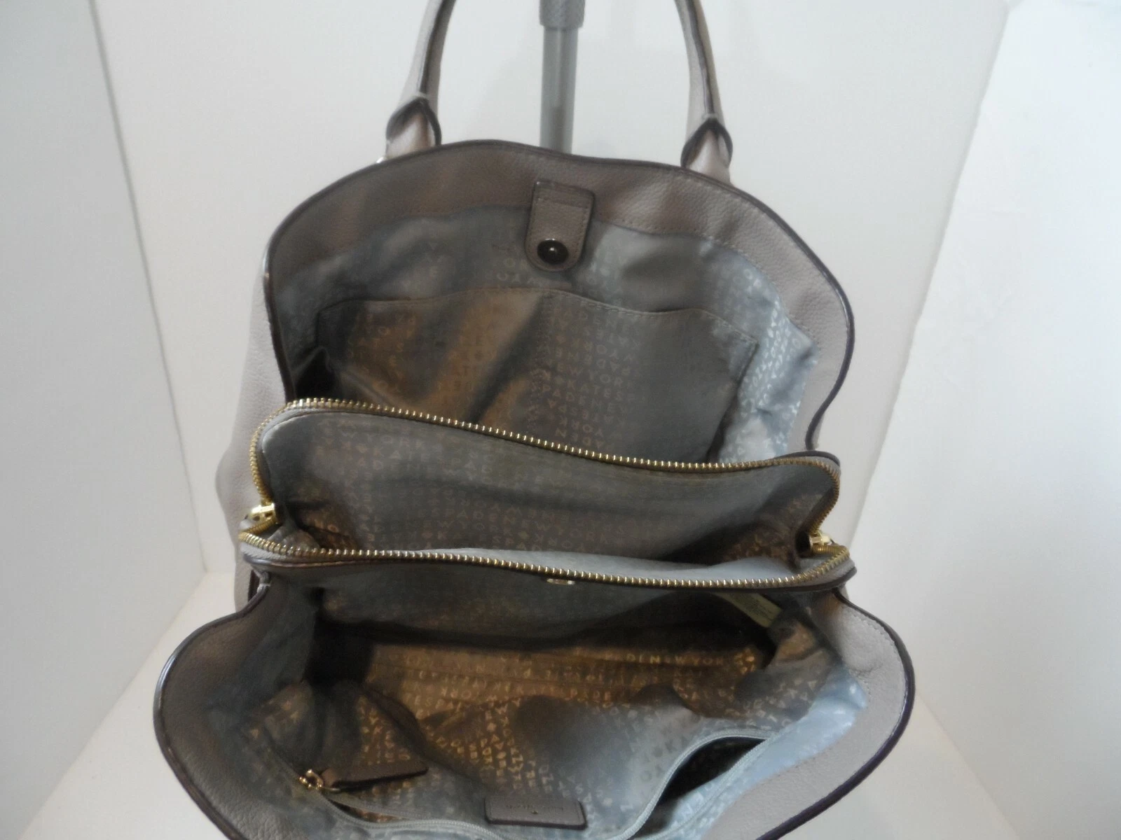 Borsa a tracolla Kate Spade beige marrone in pelle con ciottoli borsa a mano 11 5" x 9" x 5 25"