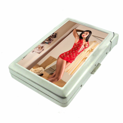 Georgia Pin Up Girls D10 Cigarette Case with Built in Lighter Metal Wallet 