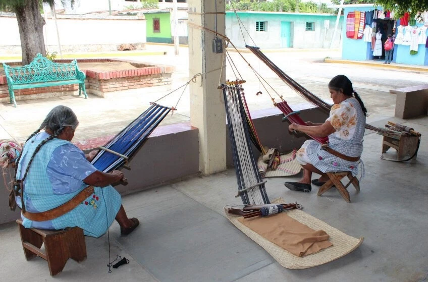 Mexican Handwoven Belts Jalieza Oaxaca Hippie Peasant Great for Kaftans Huipils - Image 3 of 4