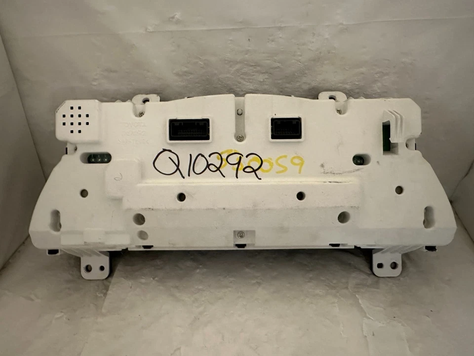 Cuadro de instrumentos velocímetro Toyota Camry 2007-09 2,4 L 4 cilindros 179.865 millas Foto 2 de 4