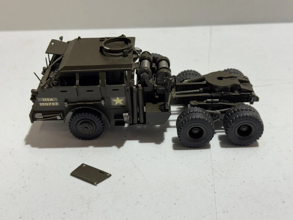 ASAM HARTSMITH MODELS WWII US OM9 PACIFIC M26 ARMOURED TANK TRACTOR & TRAILERS - Image 3 of 4