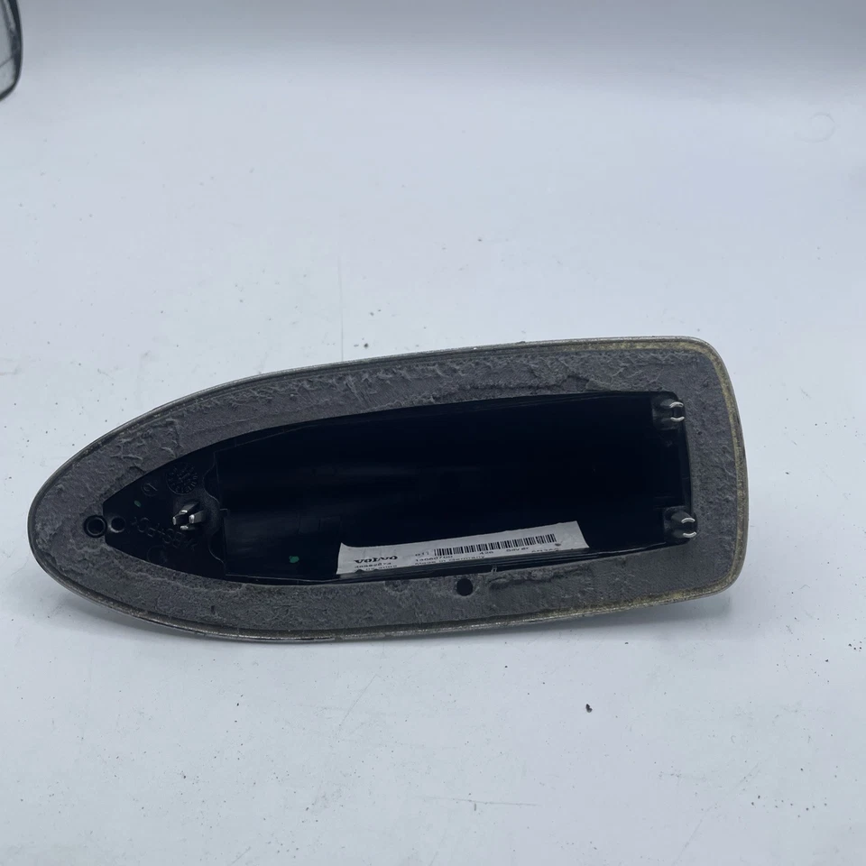 Антенна монтируемая на крышу 2005 2006 2007 2008 2009 2010 Volvo S40 V50 от оригинального производителя - Изображение 4 из 4