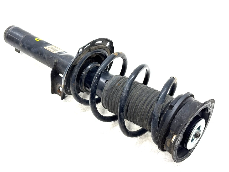 AUDI A3 QUATTRO 2015-2020 DELANTERO IZQUIERDO CONDUCTOR PUNTAL AMORTIGUADOR MUELLE HELICOIDAL MONTAJE OEM Foto 4 de 4