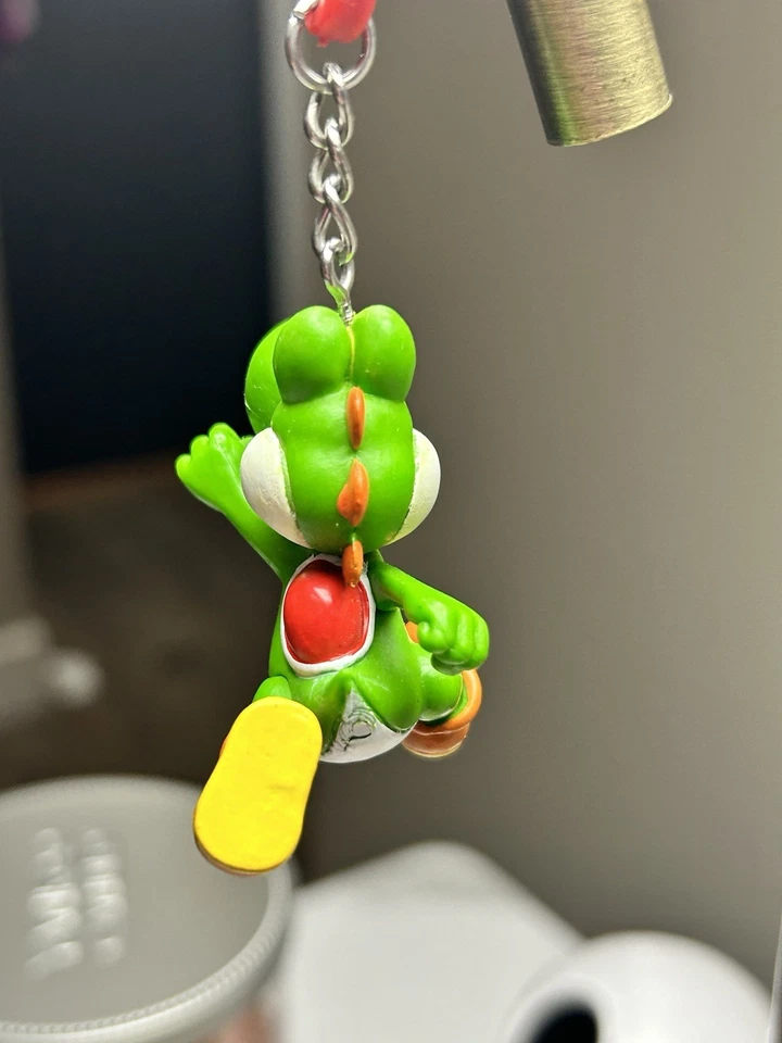 Nintendo Super Mario Bros. Yoshi 2" Figura Llavero Colección 2006 Foto 3 de 4