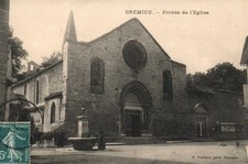 Old postcard 38 - Cremieu (Isère) - Entrance to the church
