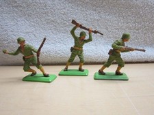 Britains Deetail 3 Vintage WWII America Infantry Toy Soldiers