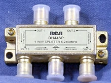 4 Way HD Digital High Performance Coax Cable Splitter for TV Antenna 5-2400 MZ